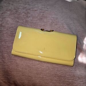 Ted Baker Elegant Yellow Women's Clutch